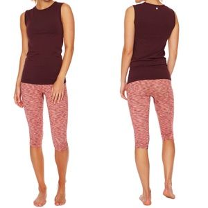 RUN AND RELAX Hot Yoga Capri and Top Set S NWT